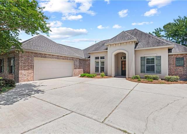 Property at 1521 Rue De Fontaine, Covington, LA 70433, 4 beds, 3 baths