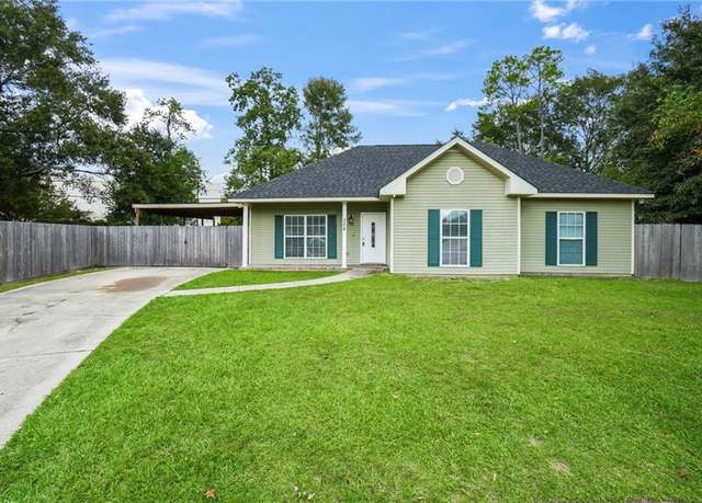 Property at 358 Oriole Dr, Slidell, LA 70458, 3 beds, 2 baths