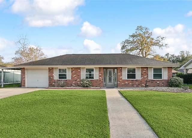 Property at 108 Flowerwood Ct, Luling, LA 70070, 3 beds, 2 baths