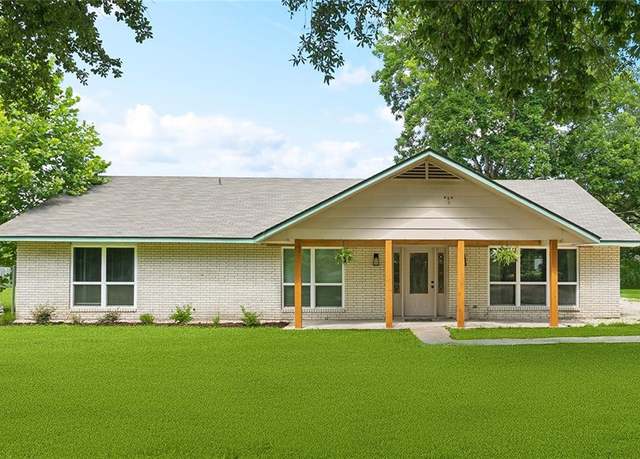 Property at 41539 W Portier Rd, Ponchatoula, LA 70454, 4 beds, 2 baths