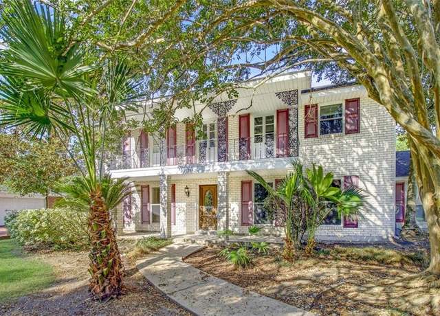 Property at 744 Fairfield Ave, Gretna, LA 70056, 4 beds, 3 baths