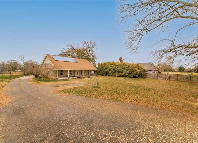 Property at 51535 Narretto Rd, Loranger, LA 70446, 3 beds, 2 baths