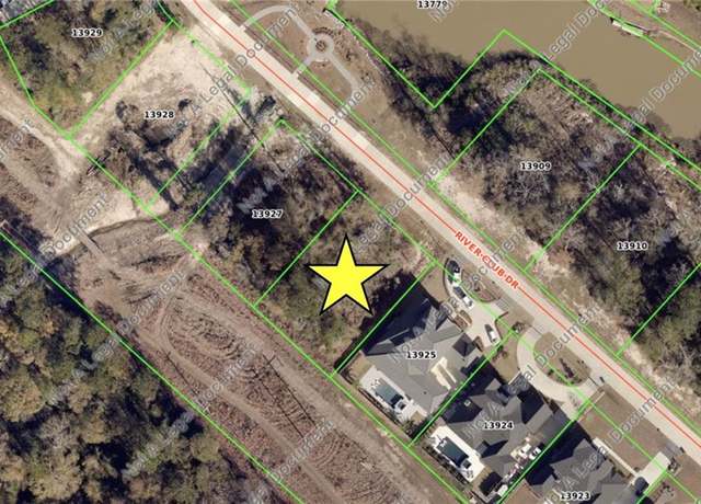 Property at 1340 River Club Dr, Covington, LA 70433
