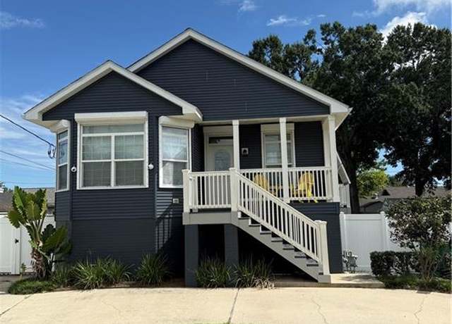 Property at 1605 Palm St, Metairie, LA 70001, 3 beds, 2 baths