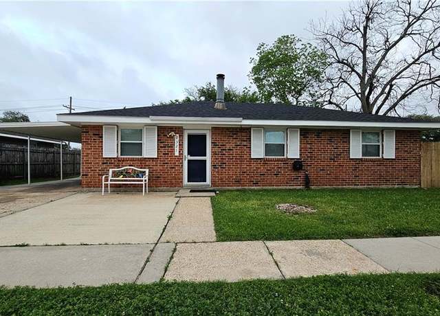 Property at 2321 Kenneth Dr, Violet, LA 70092, 3 beds, 1.5 baths