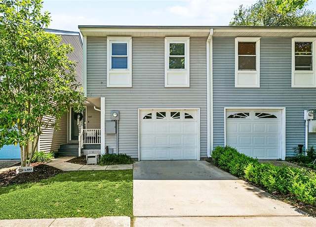 Property at 937 Old Metairie Dr, Metairie, LA 70001, 2 beds, 2.5 baths