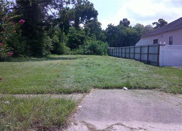 Property at 4417 Majestic Oaks Dr, New Orleans, LA 70126