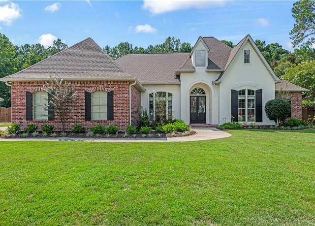 Property at 1082 Whitetail Dr, Mandeville, LA 70471, 5 beds, 3 baths
