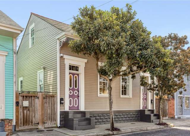 Property at 717 Port St, New Orleans, LA 70117, 5 beds, 3.5 baths