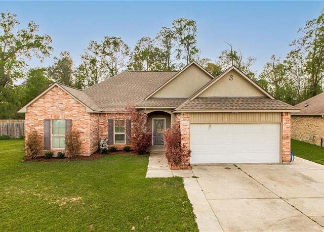 Property at 30408 Dawson Ln, Albany, LA 70711, 4 beds, 2 baths