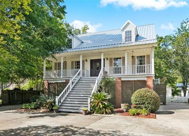 Property at 18122 Monga Dr, Covington, LA 70433, 5 beds, 3.5 baths