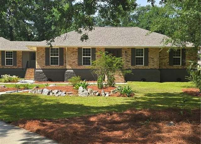 Property at 138 Rue De La Paix, Slidell, LA 70461, 4 beds, 2.5 baths