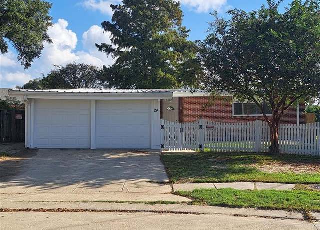 Property at 24 Caribou Ct, Metairie, LA 70003, 3 beds, 2 baths
