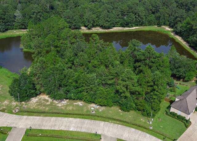 Property at 204 S Verona Dr, Covington, LA 70433