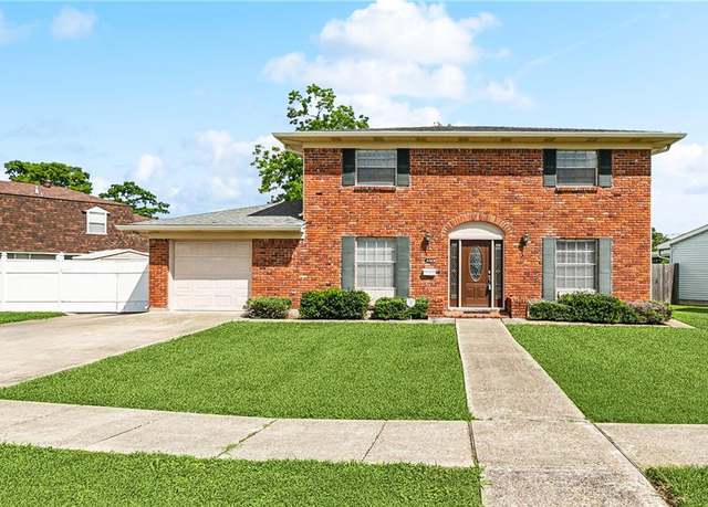 Property at 676 E Marlin Ct, Terrytown, LA 70056, 4 beds, 2.5 baths