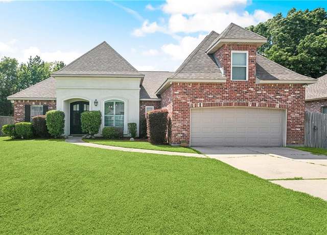 Property at 217 Turning Leaf Ln, Madisonville, LA 70447, 4 beds, 2 baths