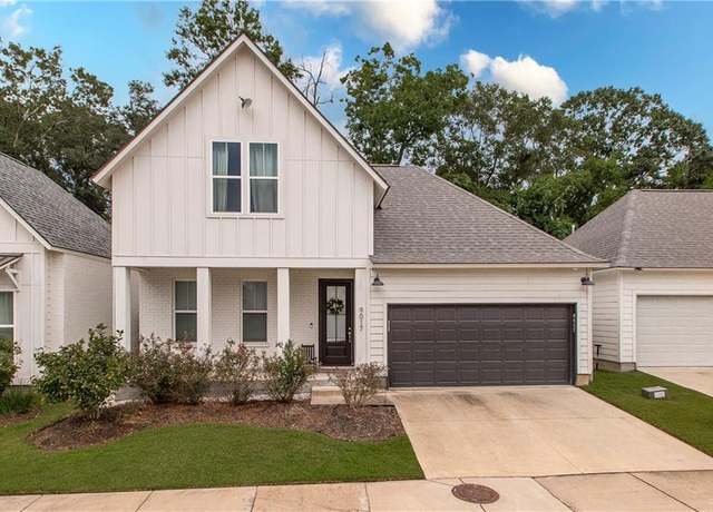 Property at 9017 Stonecroft Ave, Baton Rouge, LA 70810, 4 beds, 3 baths