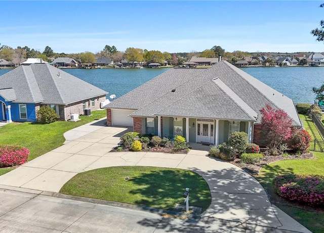 Property at 13419 River Lake Dr, Covington, LA 70435, 5 beds, 3 baths