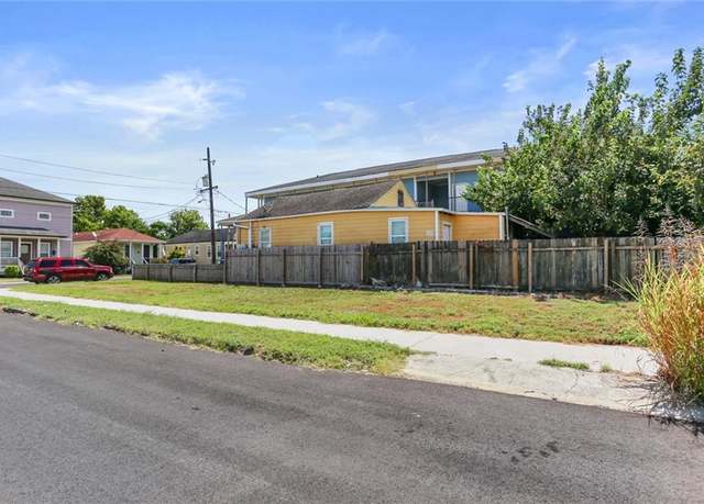 Property at 2900 Danneel St, New Orleans, LA 70115