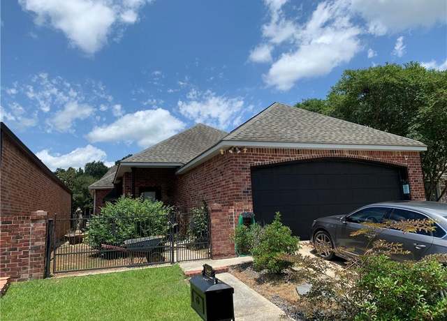Property at 2445 Randy Dr, Denham Springs, LA 70726, 3 beds, 2 baths