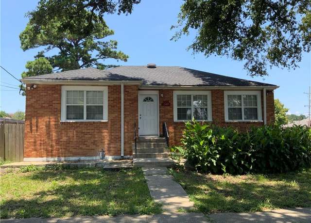 Property at 1569 Athis St, New Orleans, LA 70122, 5 beds, 4 baths