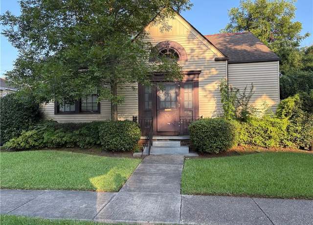 Property at 214 Ridgewood Dr, Metairie, LA 70005
