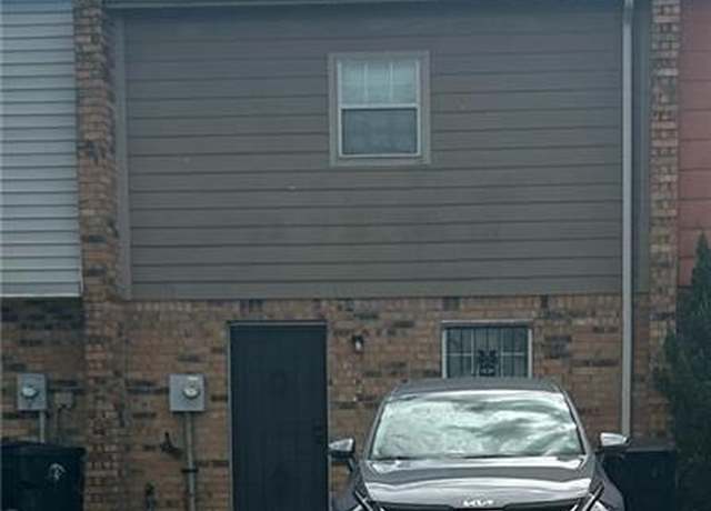 Property at 7842 N Coronet Ct, New Orleans, LA 70126, 2 beds, 2.5 baths