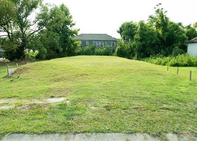 Property at 1804 Lesseps St, New Orleans, LA 70117