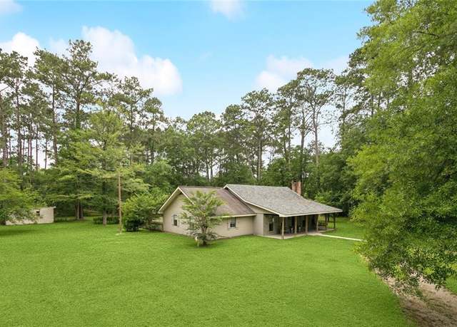 Property at 20226 Chandler Dr, Covington, LA 70435, 4 beds, 2.5 baths