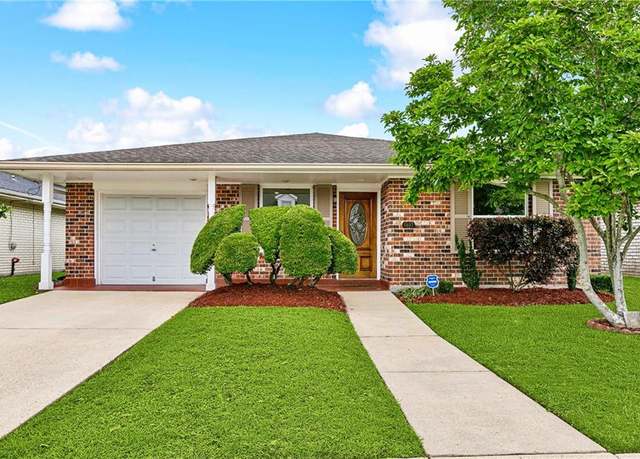 Property at 1801 Apple St, Metairie, LA 70001, 3 beds, 2 baths