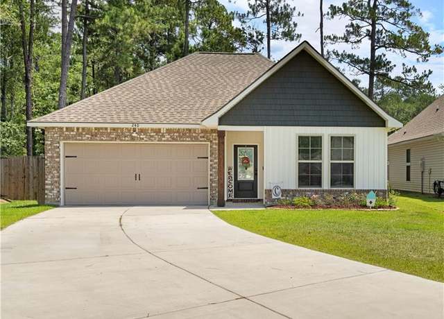 Property at 240 Covington Cottage Ln, Covington, LA 70433, 4 beds, 2.5 baths
