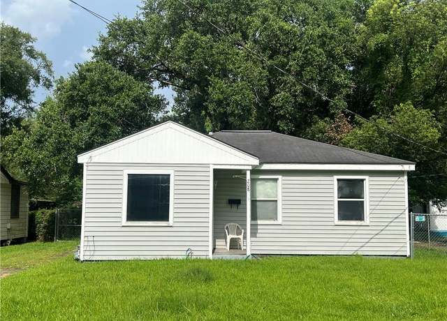 Property at 208 N Carter St, Hammond, LA 70401, 3 beds, 1 bath