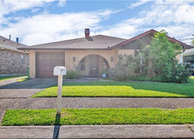 Property at 908 Martin Behrman Walk, Metairie, LA 70005, 3 beds, 2 baths