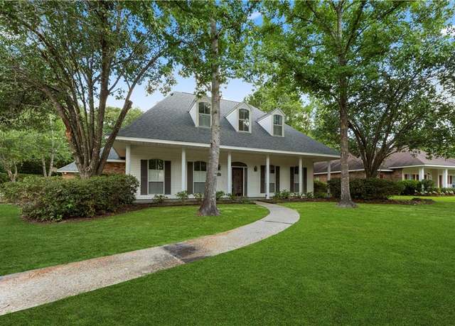 Property at 2150 Hampsire Dr, Slidell, LA 70461, 4 beds, 4 baths