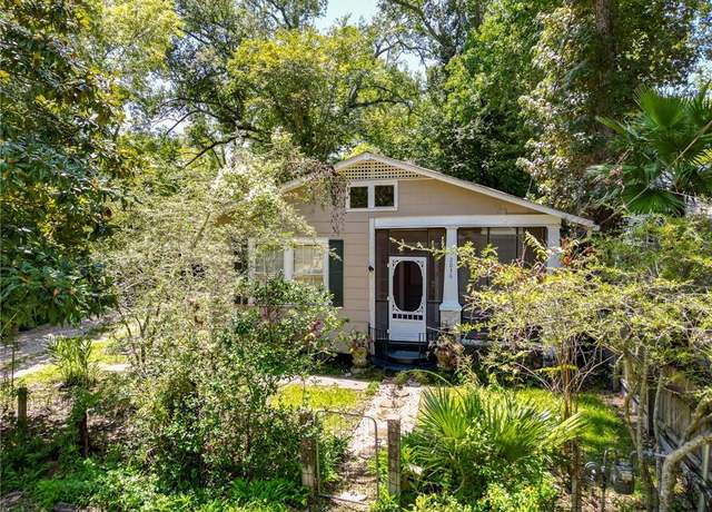 Property at 2036 Monroe St, Mandeville, LA 70448, 3 beds, 1.5 baths