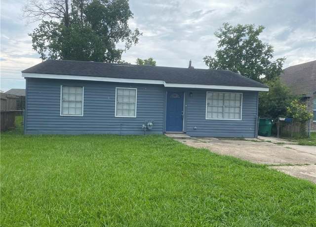 Property at 140 Valentine Dr, Avondale, LA 70094, 3 beds, 2 baths