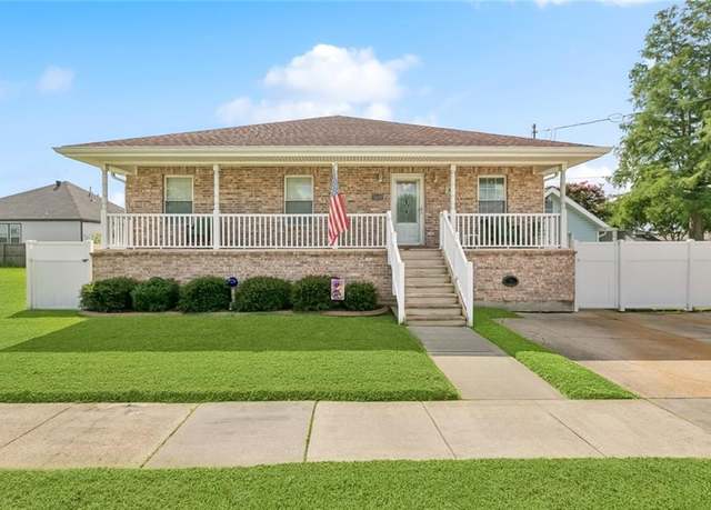 Property at 3409 Volpe Dr, Chalmette, LA 70043, 3 beds, 2.5 baths