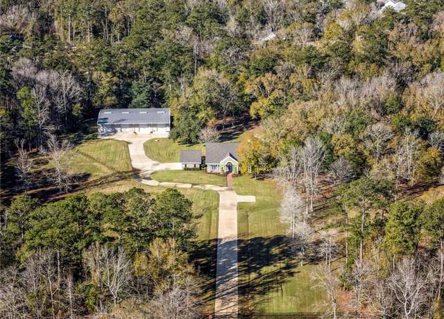 Property at 1645 Lotus Rd, Mandeville, LA 70448, 4 beds, 2.5 baths