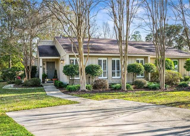 Property at 126 Hampton Ct #308, Mandeville, LA 70471, 2 beds, 2 baths
