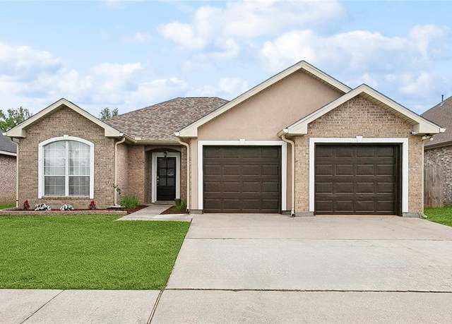 Property at 2925 Monica Ln, Marrero, LA 70072, 3 beds, 2 baths