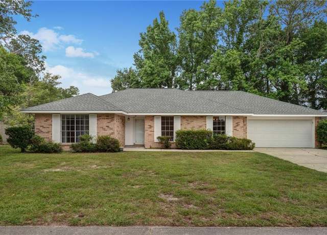 Property at 1569 Maplewood Dr, Slidell, LA 70458, 4 beds, 2 baths