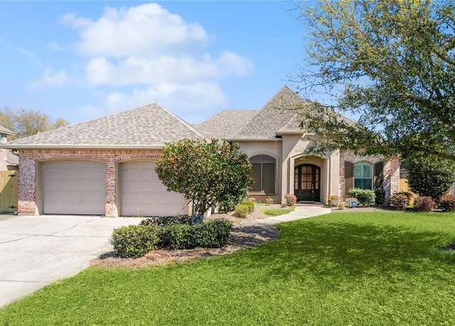 Property at 1505 Rue De Fontaine, Covington, LA 70433, 4 beds, 2.5 baths