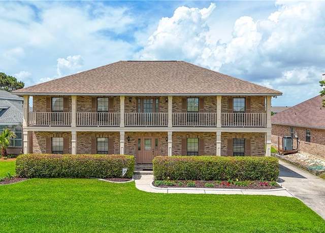 Property at 278 Moonraker Dr, Slidell, LA 70458, 4 beds, 3 baths