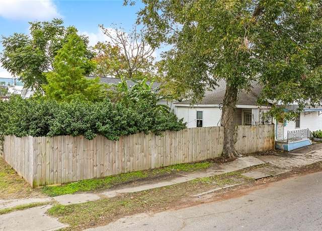 Property at 2230 N Roman St, New Orleans, LA 70117, 2 beds, 1 bath
