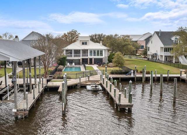 Property at 125 Mabel Dr, Madisonville, LA 70447, 4 beds, 4 baths
