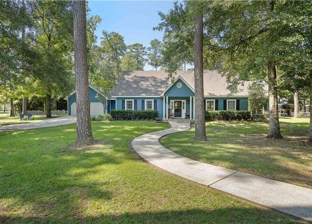 Property at 3 Pipes Loop, Covington, LA 70435, 4 beds, 3 baths