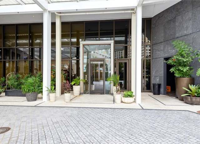 Property at 2 Canal St #2506, New Orleans, LA 70130, 2 beds, 2.5 baths