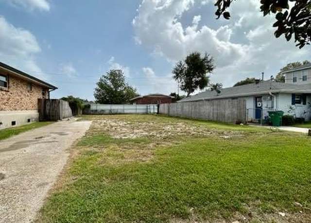 Property at 613 Lake Ave, Metairie, LA 70005