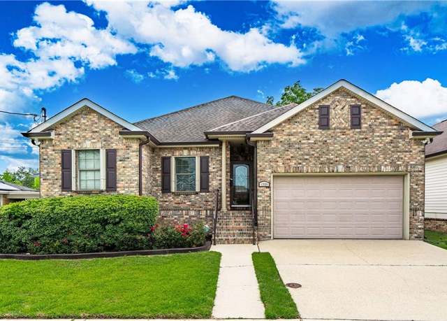 Property at 1326 Prentiss Ave, New Orleans, LA 70122, 4 beds, 2 baths