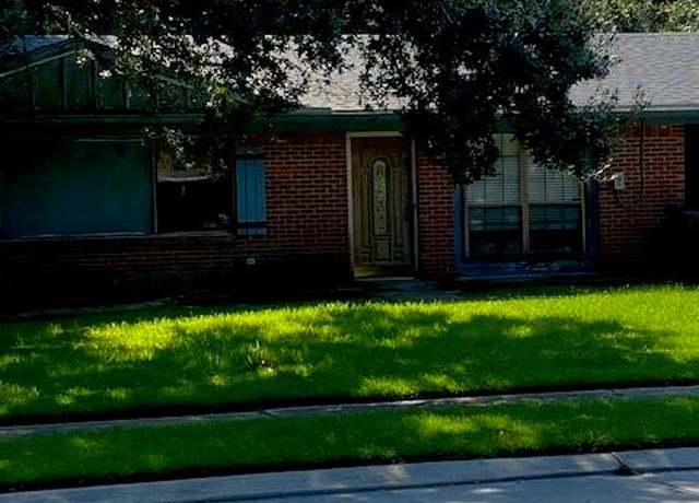 Property at 1325 Greenlawn Dr, Slidell, LA 70460, 3 beds, 1.5 baths